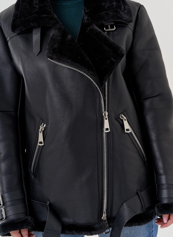 Женская дубленка пилот из эко кожи черного цвета 