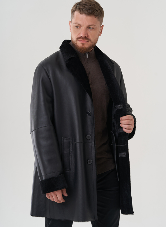 Дубленка мужская черного цвета 