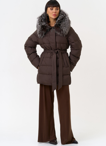 Женский пуховик с капюшоном из меха чернобурки