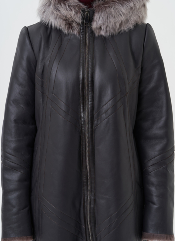 Дубленка с отделкой из тосканы с капюшоном