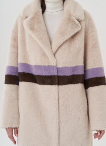 Женское пальто из эко меха 