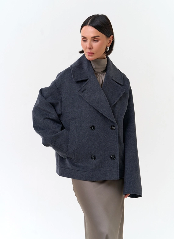 Женское полупальто с английским воротником