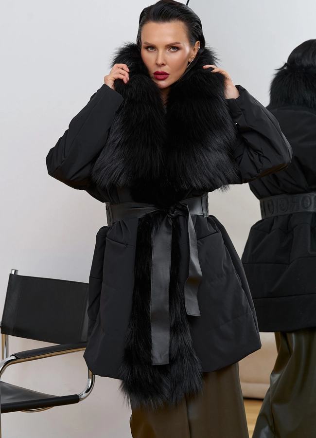 Женское зимнее полупальто черного цвета с мехом лисы модель № 31406 в рассрочку
