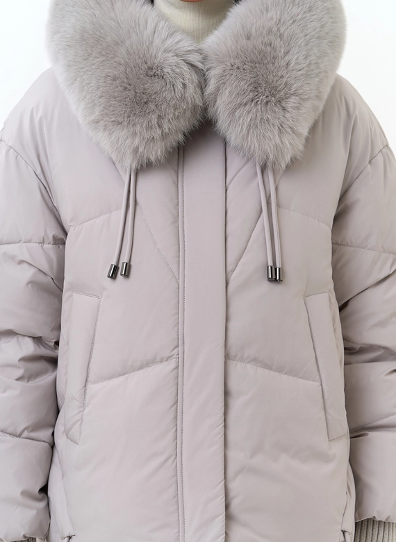 Женская куртка с капюшоном из меха песца фото
