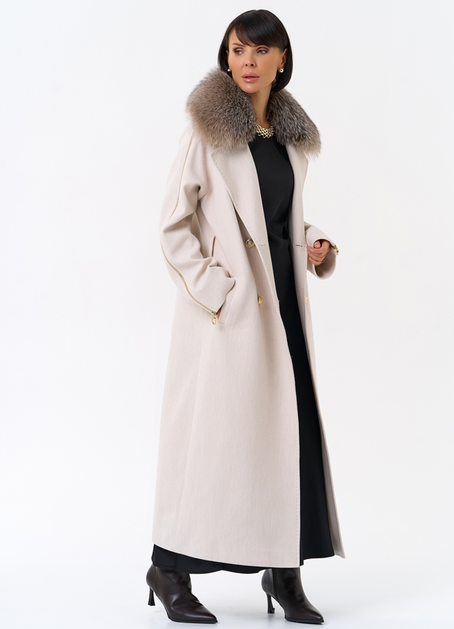 Утепленное женское пальто с английским воротником из меха лисы модель № 31933 универмаг малина