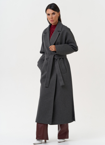 Длинное женское пальто с поясом