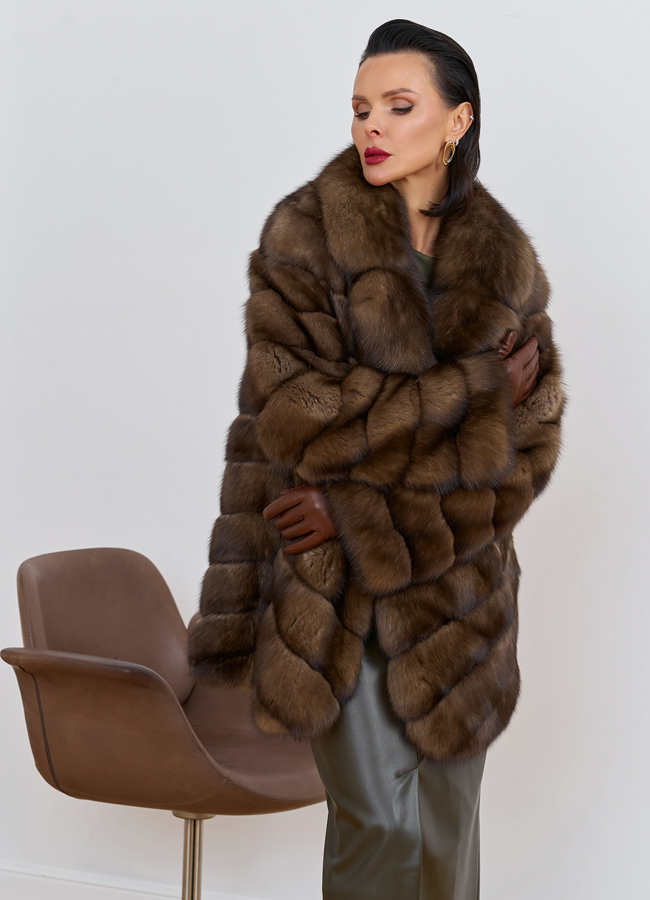 Женская шуба из соболя с английским воротником модель № 31771 универмаг малина
