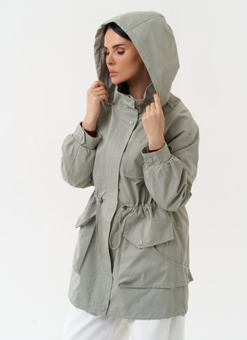 Ветровка женская с капюшоном