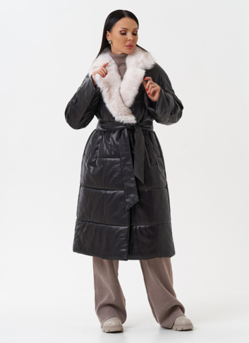 Пуховик из эко кожи с английским воротником