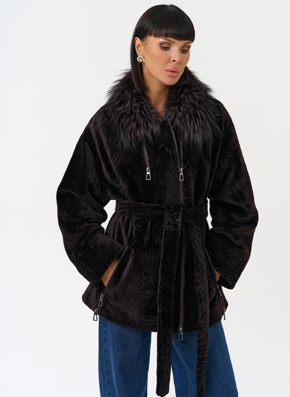 Дубленка натуральная с воротником из меха лисы