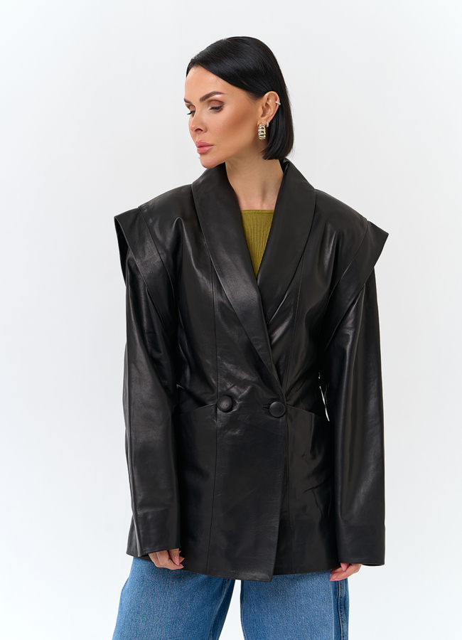 Женская куртка из натуральной кожи с акцентными плечами модель № 32884 универмаг малина