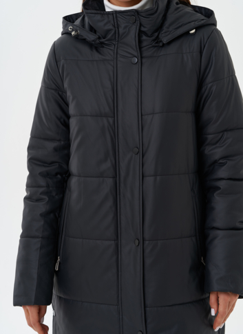 Пуховик из эко кожи с капюшоном