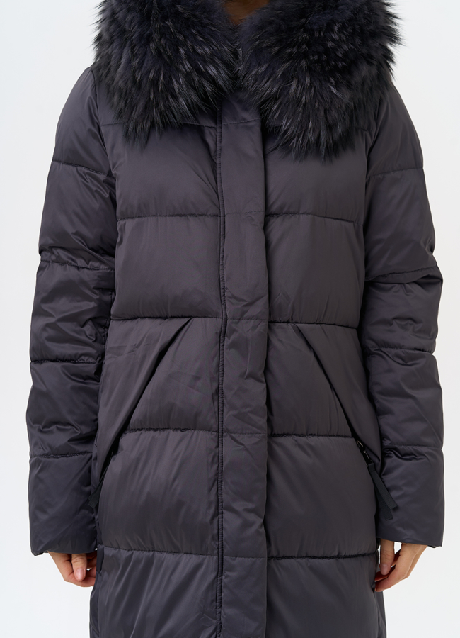 Женский пуховик с капюшоном из меха чернобурки модель № 31674 универмаг малина