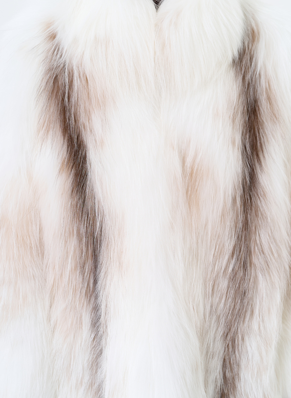 Белая шуба из лисы